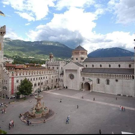 B&B And Apartments Al Duomo Trento Exterior photo